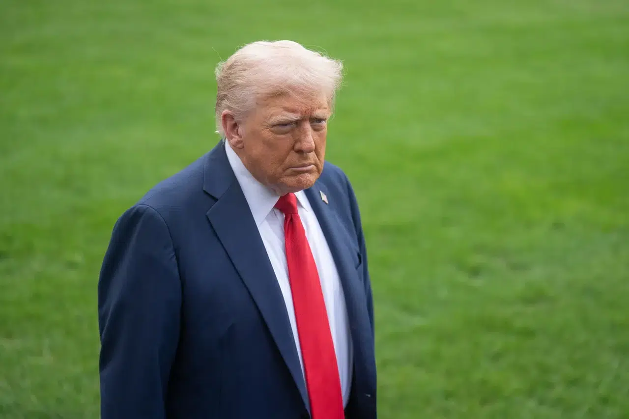 Trump'tan Fransa'ya sınırlarını kapatma çağrısı: "Göçmenler ülkeyi ele geçirdi"