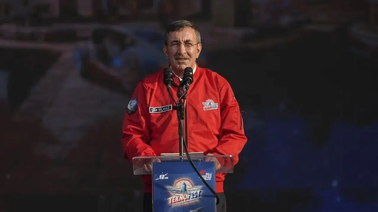 Cevdet Yılmaz TEKNOFEST'te konuştu: "Gençler teknoloji üretecek"