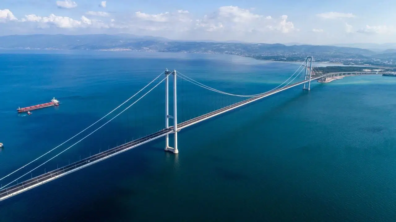 Osmangazi Köprüsü 29 Ekim'de kısmen trafiğe kapanacak: Yarış programı belli oldu