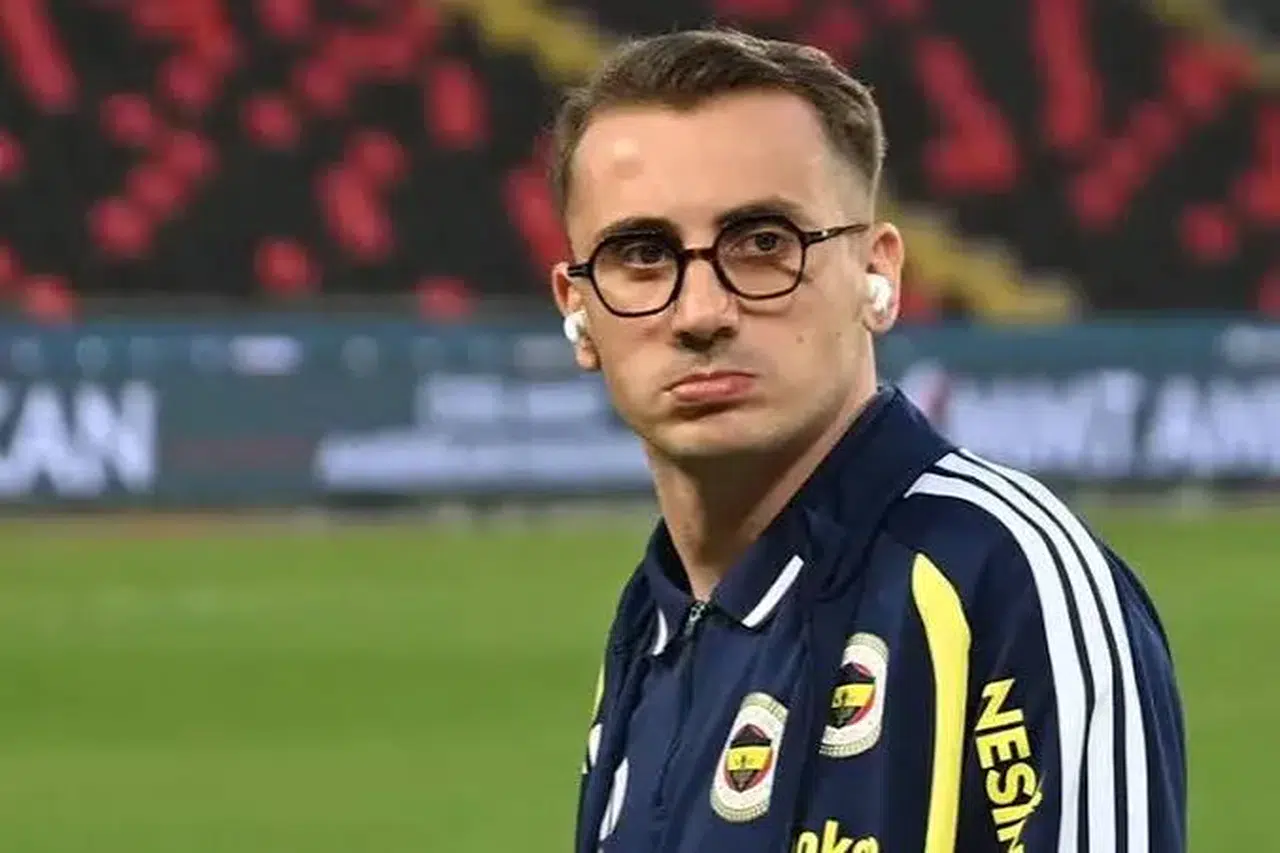 Kerem Aktürkoğlu ile Fenerbahçe taraftarı arasında gerilim
