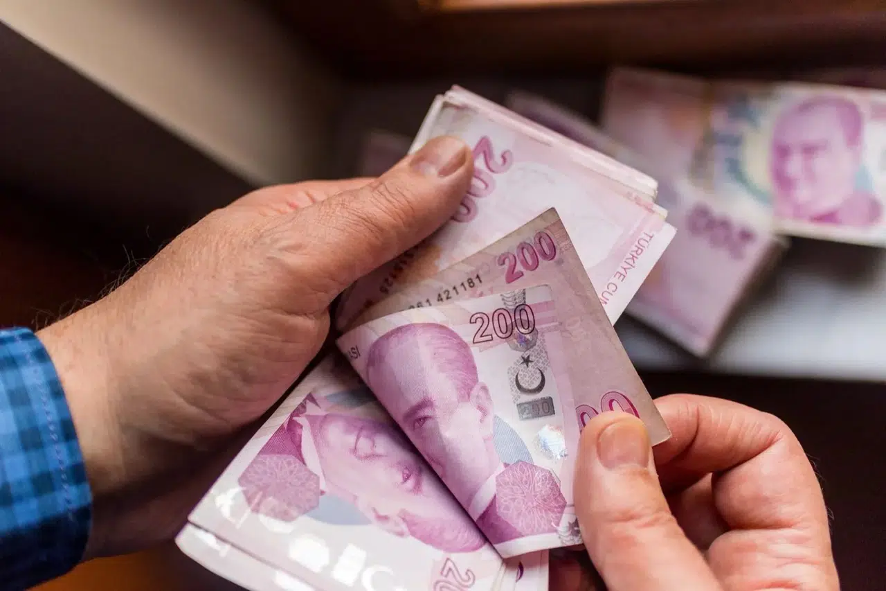 Emekliye yeni maaş sistemi ve intibak düzenlemesi ne zaman çıkacak? 1999 öncesi ve sonrası refah payı formülü