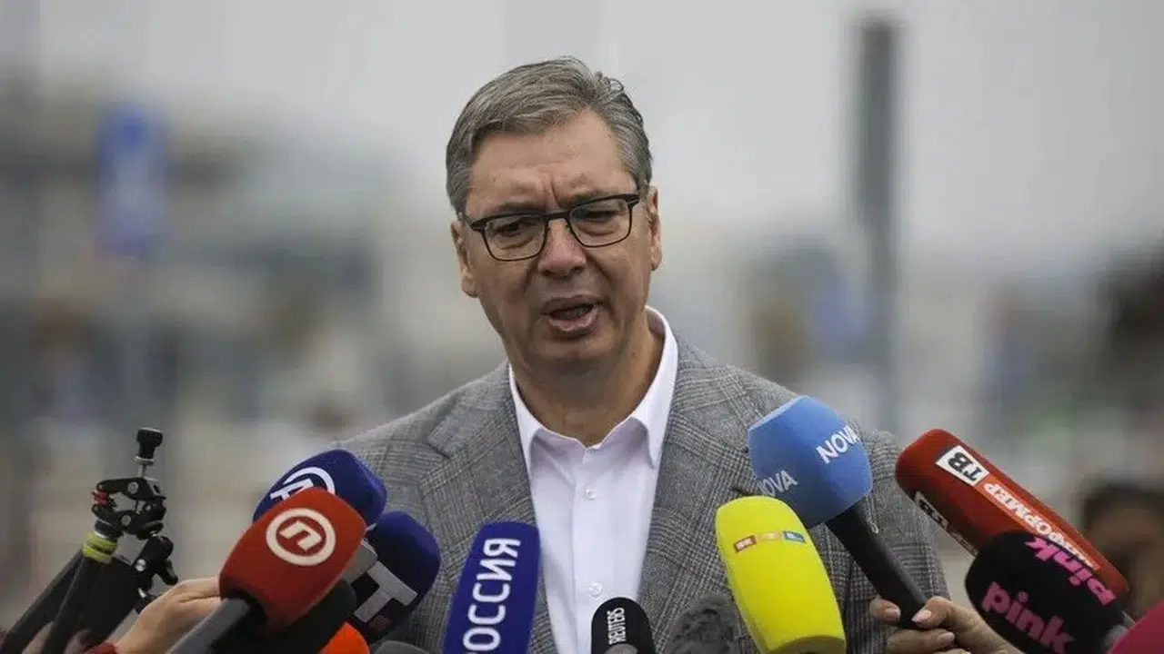 Sırbistan'da tarihi seçim sonucu! Aleksandar Vučić yenilgiyi kabul etti
