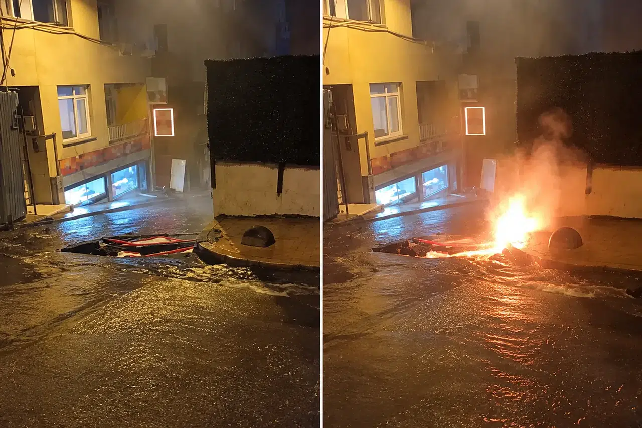 Beyoğlu'nda sağanak sırasında elektrik kabloları alev aldı