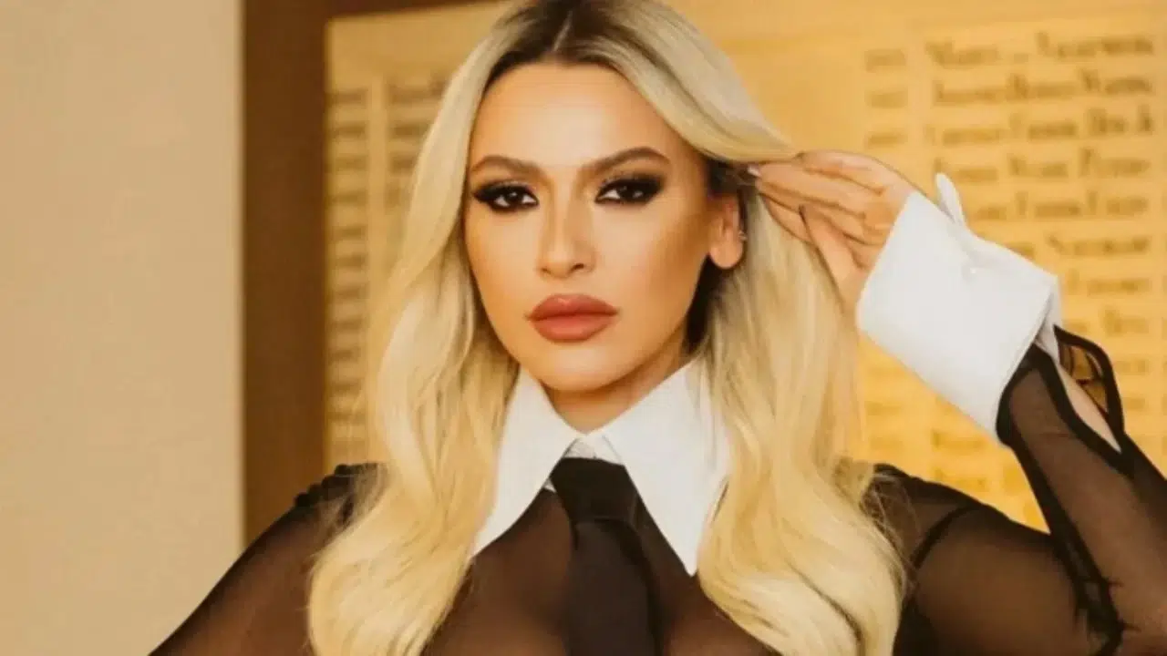 Hadise'nin çocukluk fotoğrafı ortaya çıktı! Doğum günü paylaşımı