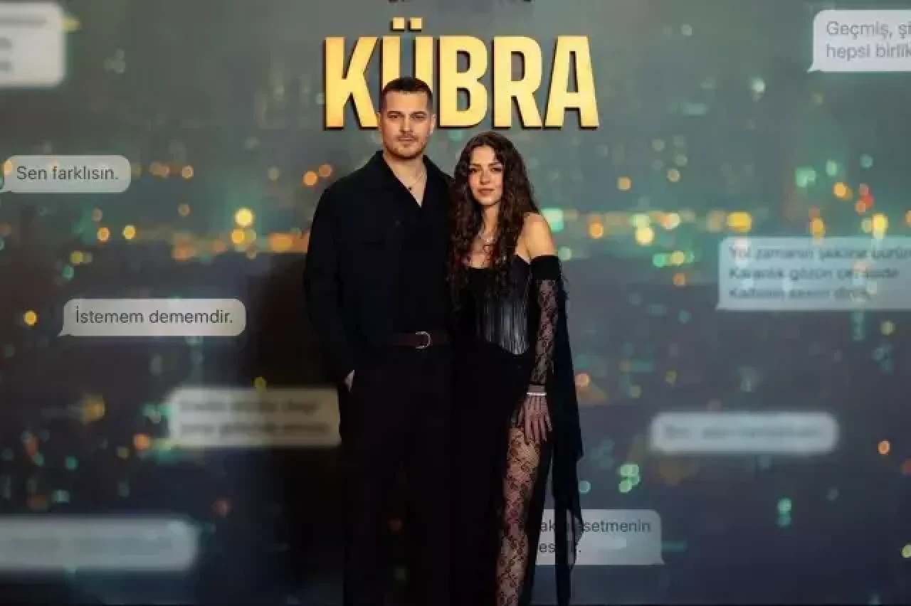 Çağatay Ulusoy ve Aslıhan Malbora romantik paylaşım: 'Aşkın ilanı'