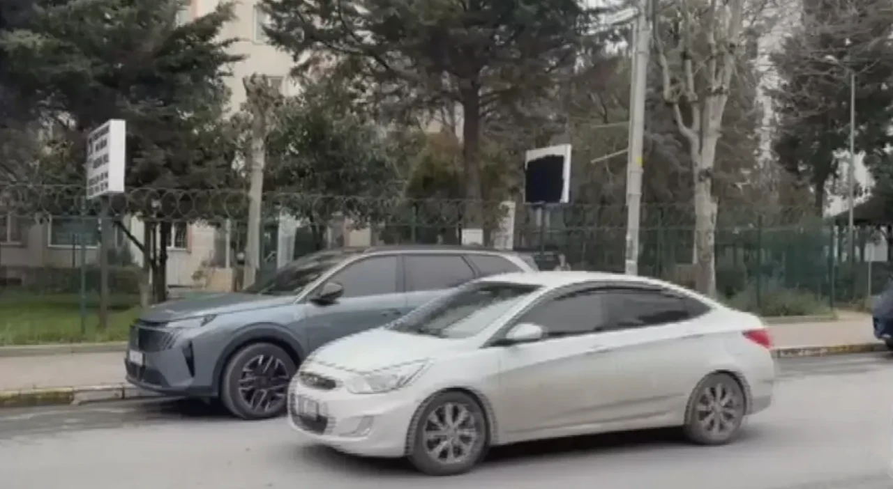 Site bahçesinde silahlı cinayet: 1 kişi hayatını kaybetti