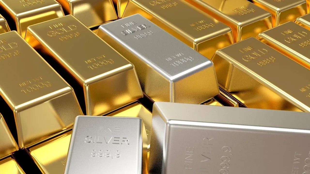 Piyasalar tepetaklak oldu! Çok sert düştü ardından toparlandı