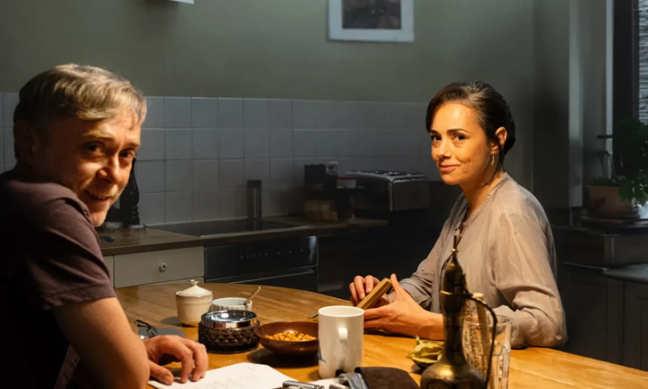 Sarı Zarflar filminin konusu ve oyuncuları! Berlin'de Altın Ayı için yarışan yapım büyük ilgi gördü