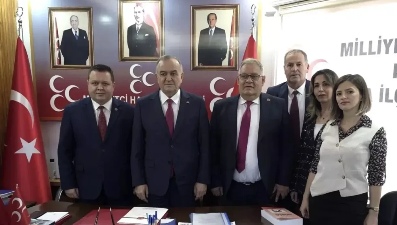 MHP’li Akçay: ‘CHP tam anlamıyla cinnet halinde'