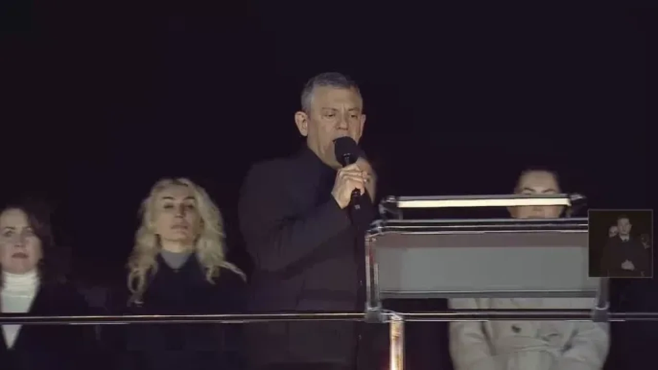 CHP Lideri Özel: 'Atamadan dolayı utanç içindeyim'