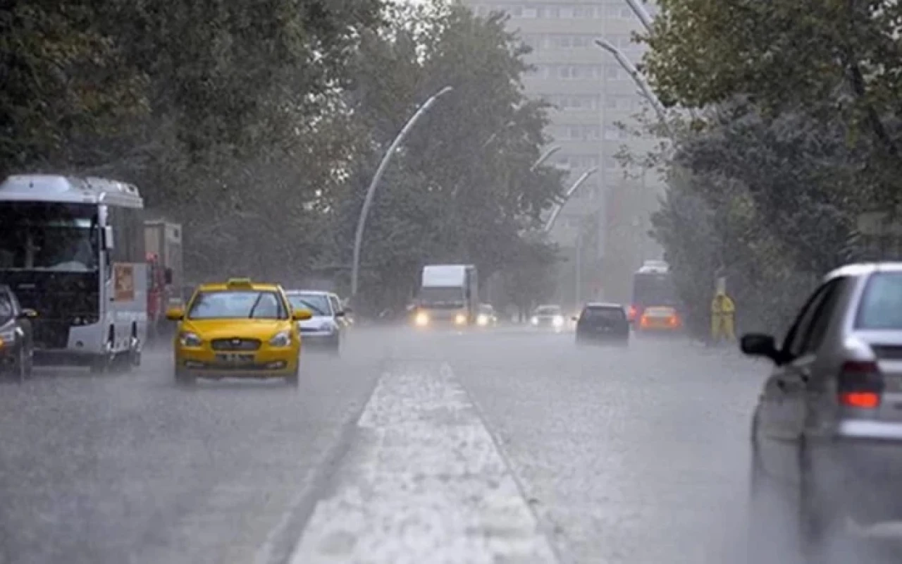 Doğu Akdeniz için kuvvetli sağanak uyarısı: Sel, dolu ve hortum riski