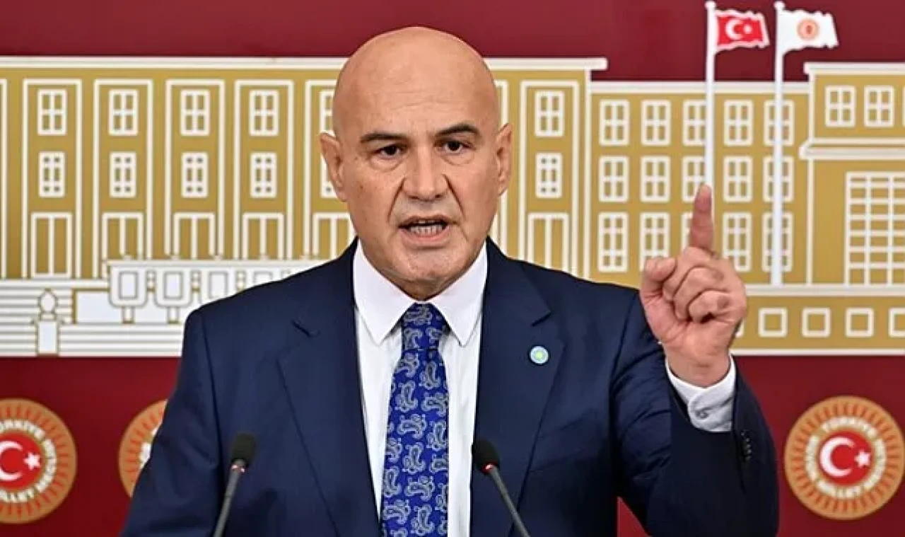 Turhan Çömez: 'Türkiye Cumhuriyeti Devleti böyle yönetilmeyi hak etmiyor'