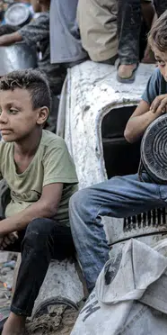 Gazze'de yardım ararken gözlerini kaybetti: Tedavi için tahliye bekliyor