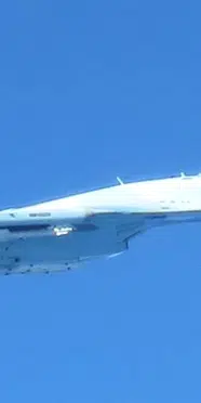 Rusya'ya ait savaş uçağı Moskova'da düştü: Pilot sağ kurtuldu