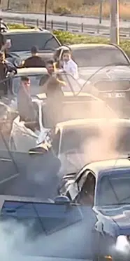 Mersin'de trafiği tehlikeye düşüren düğün konvoyuna 695 bin lira ceza