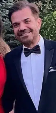 Kenan Doğulu ile Beren Saat evliliklerinin 12. yılını romantik paylaşımlarla kutladı