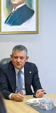 Yeni Parti ilk toplantısını gerçekleştirdi