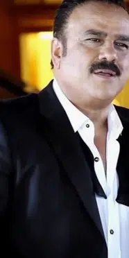 Bülent Serttaş Bodrum tatilinde objektiflere yansıdı