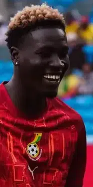 Fenerbahçe’nin yeni transferi Oppong İstanbul’a geldi