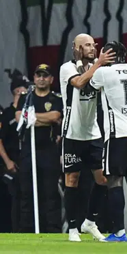 Beşiktaş Hradec Kralove'yi eledi! Play-off'taki rakibi belli oldu