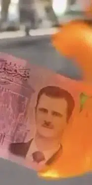 Suriye'de Esed’li paralar tarihe karıştı! Eski banknotları yaktılar