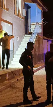 Eskişehir'de komşu kavgası kanlı bitti: Pompalı tüfekle ateş açtı, 3 kişi yaralandı