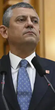 Özgür Özel'den YENİ Parti paylaşımı: "Milletin partisinin yolu açık olsun"