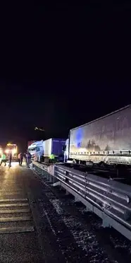 Erzincan'da toprak kayması: Erzurum karayolu ulaşıma kapandı