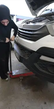 “Yapamazsın” Dediler, O Sanayide Çırak Oldu: Ceren Kızıltaş Hayalinin Peşinden Gidiyor