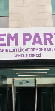 DEM Parti'den Diyarbakır'da 4 eş başkan hakkında geçici uzaklaştırma kararı iddiası