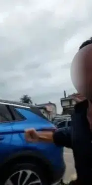 Yol verme tartışması pahalıya patladı: Bisikletliye saldırdılar, pişman oldular!