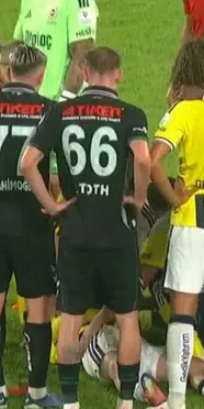 Yürekler ağza geldi! Kerem Aktürkoğlu yere yığıldı...