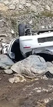 Adana’da feci kaza: Otomobil dereye uçtu, 2 kişi hayatını kaybetti