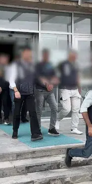 Kırşehir merkezli 7 ilde sahte araç kiralama operasyonu: 5 şüpheli gözaltına alındı