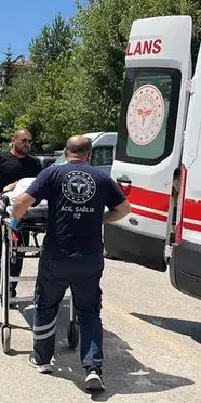 Bolu'da hamur kesme makinesine elini kaptırdı: İşçi ağır yaralandı