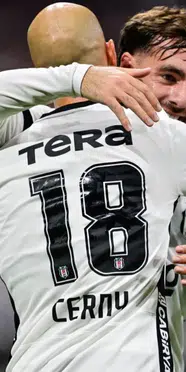 Beşiktaş sezona galibiyetle başladı: Cerny 3 puanı getirdi