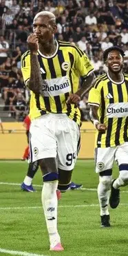 Fenerbahçe-Lyon maçında kimler eksik? Kadro listesindeki değişiklik dev randevu öncesi kafaları karıştırdı