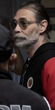 Erdal Beşikçioğlu neden gözaltına alındı, hangi suçlamalar yöneltildi?