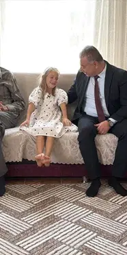 34 yıl sonra ikizlerine kavuşan Doğan ailesine anlamlı ziyaret