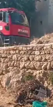 Malatya'da bahçe yangını: Alevler yerleşim yerine sıçradı
