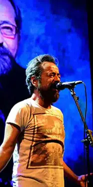 Feridun Düzağaç sahnelere ara verdiğini açıkladı