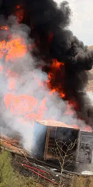 Aksaray'da madeni yağ yüklü TIR şarampole devrildi