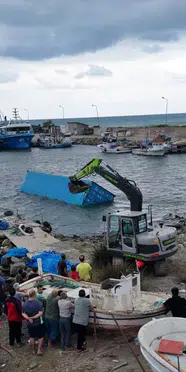 Samsun açıklarında konteyner bulundu: İçerisinden çay çıktı