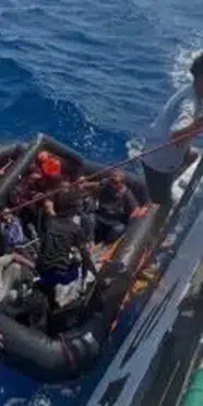 Fethiye açıklarında sürüklenen teknedeki 6 kişi ekipler tarafından kurtarıldı