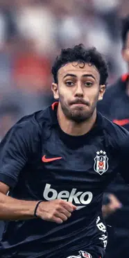 Beşiktaş-Hradec Kralove maçı hangi kanalda, nereden izlenir? Düdüğü çalacak hakemin yardımcıları ikiz kardeş çıktı