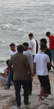 Ceyhan Nehri'ne giren 2 çocuk kayboldu: Arama çalışması başlattı