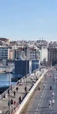 İstanbul'da Yeşilay Yarı Maratonu heyecanı: 1500 sporcu tarihi parkurda koştu