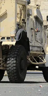 Yemen'de roket ve İHA saldırısı: 30 asker hayatını kaybetti