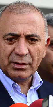 Gürsel Tekin'in görevi sona erdi: CHP İstanbul İl Kongresi'nde tedbir kararı kaldırıldı