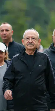 Kemal Kılıçdaroğlu Abant'ta sabah yürüyüşü yaptı